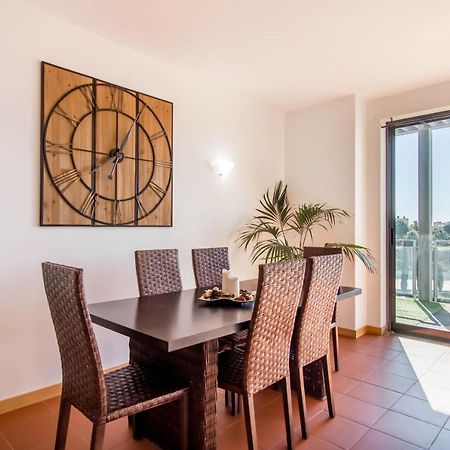 Superbe Appartement Spacieux Avec Terrasse Vue Piscine Vilamoura Esterno foto