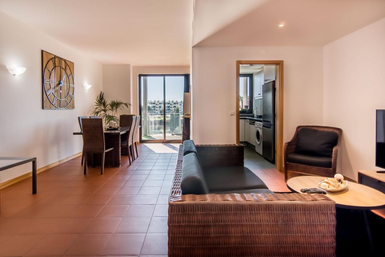 Superbe Appartement Spacieux Avec Terrasse Vue Piscine Vilamoura Esterno foto