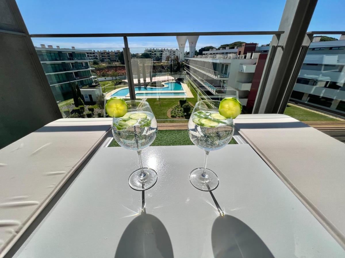 Superbe Appartement Spacieux Avec Terrasse Vue Piscine Vilamoura Esterno foto