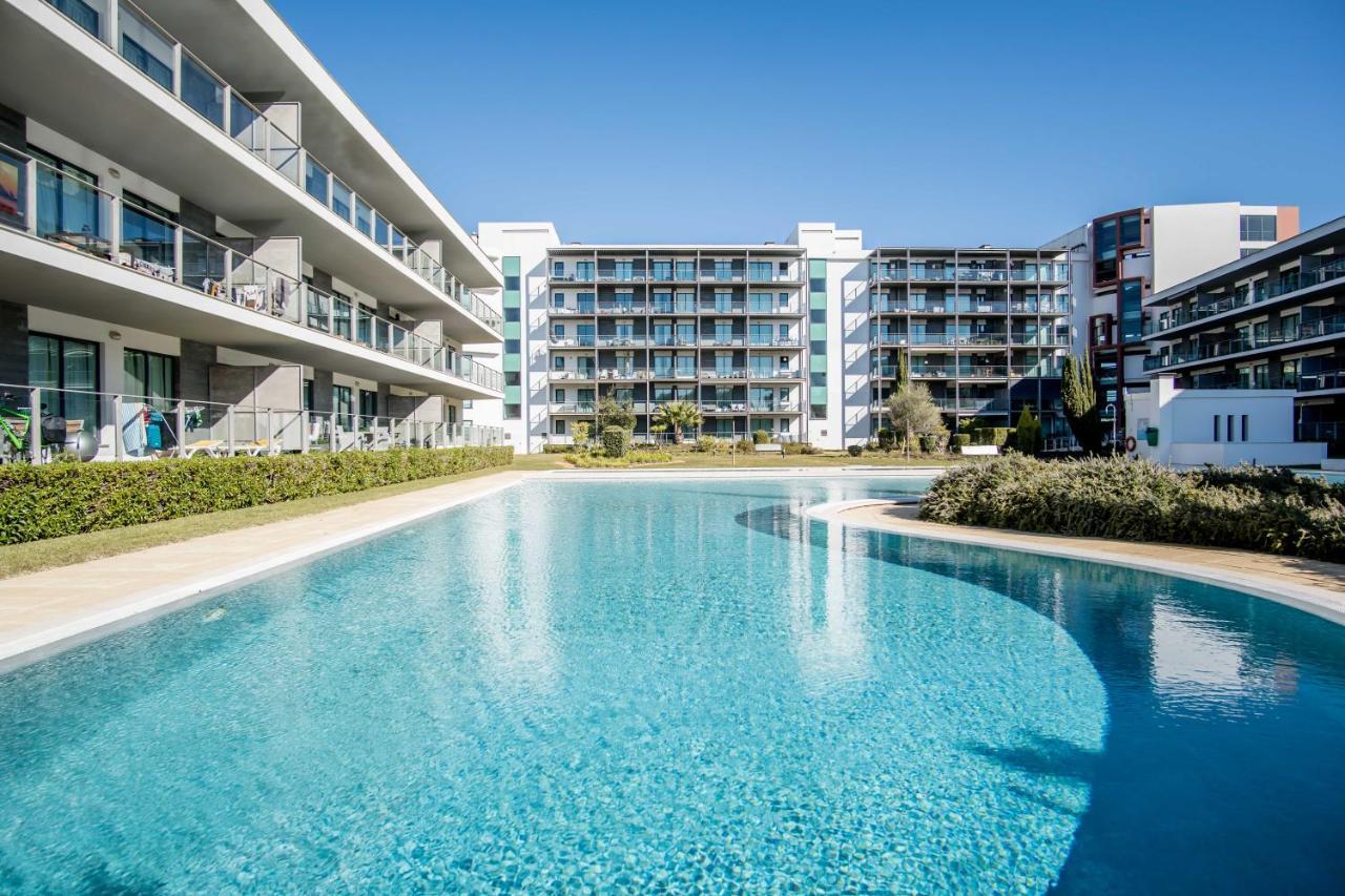 Superbe Appartement Spacieux Avec Terrasse Vue Piscine Vilamoura Esterno foto