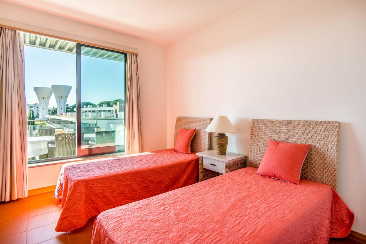 Superbe Appartement Spacieux Avec Terrasse Vue Piscine Vilamoura Esterno foto
