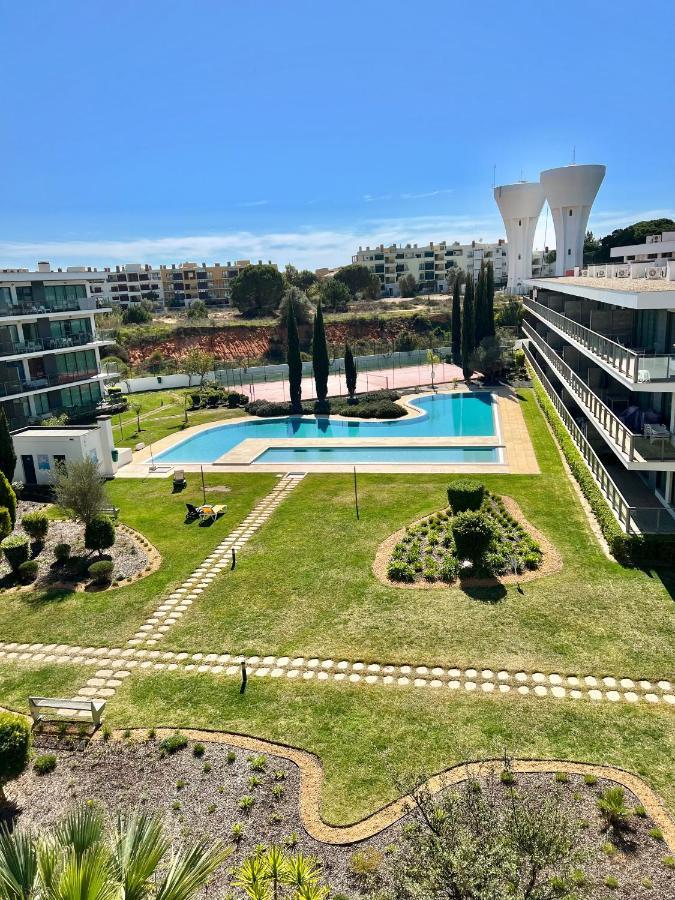 Superbe Appartement Spacieux Avec Terrasse Vue Piscine Vilamoura Esterno foto